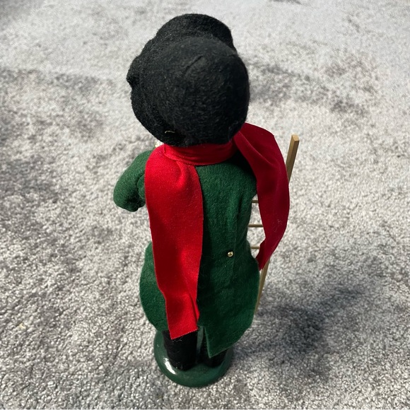 Byers Choice the Carolers 1995 Lamp Lighter with Ladder Figure - Picture 3 of 7